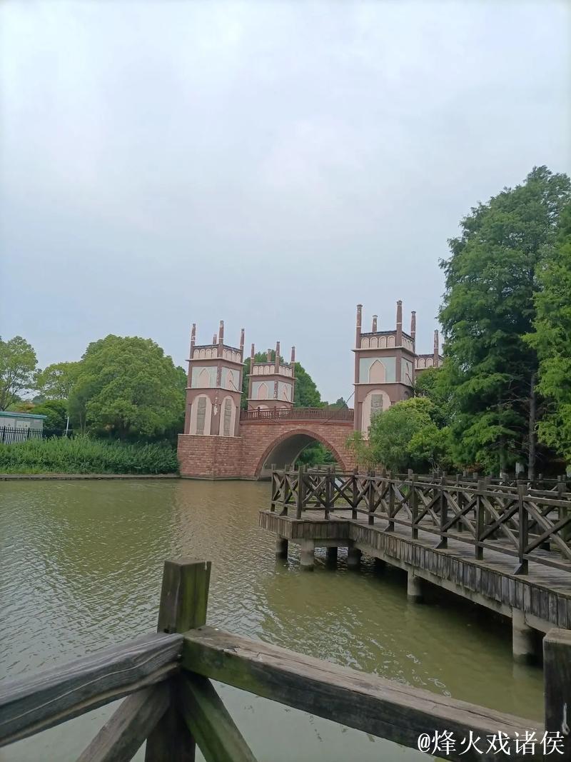 青青草视频网:绿色观影新体验 青青草视频网:绿色观影新体验